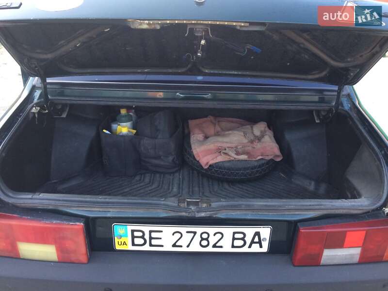 Седан ВАЗ / Lada 21099 2002 в Николаеве