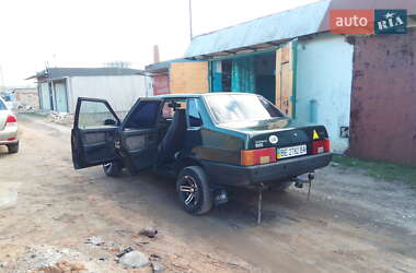 Седан ВАЗ / Lada 21099 2002 в Николаеве