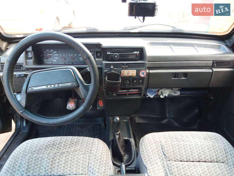 Седан ВАЗ / Lada 21099 2002 в Николаеве