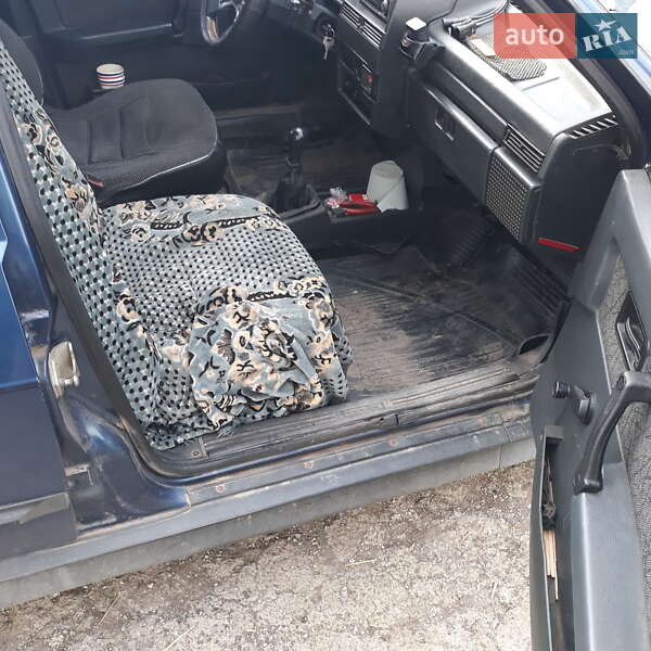 Седан ВАЗ / Lada 21099 2005 в Бродецком