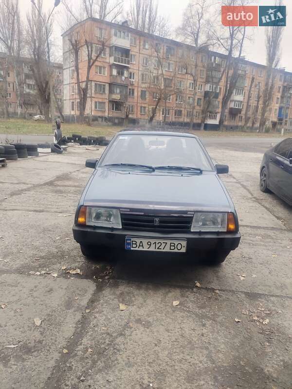 Седан ВАЗ / Lada 21099 2005 в Кривом Роге