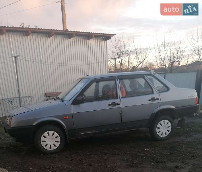 Седан ВАЗ / Lada 21099 2007 в Новоселице