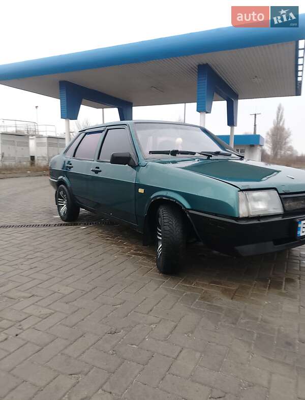 Седан ВАЗ / Lada 21099 1999 в Семеновке
