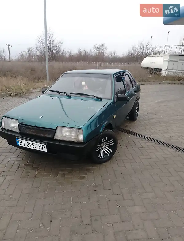ВАЗ / Lada 21099