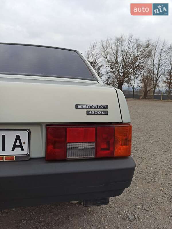 Седан ВАЗ / Lada 21099 2001 в Ужгороде