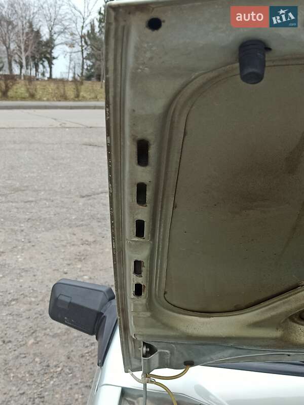 Седан ВАЗ / Lada 21099 2001 в Ужгороде