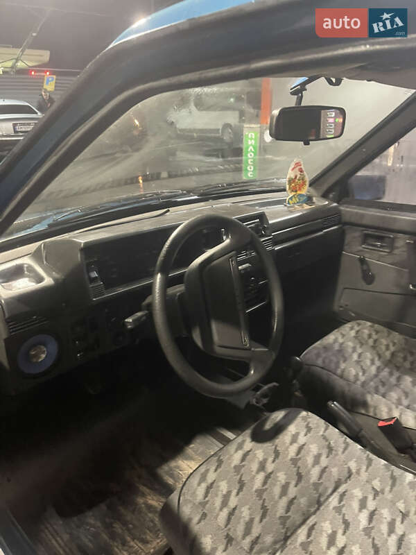 Седан ВАЗ / Lada 21099 2001 в Бердичеве фото 4 Седан ВАЗ / Lada 21099 2001 в Бердичеве