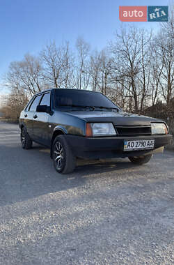 Седан ВАЗ / Lada 21099 2004 в Мукачево