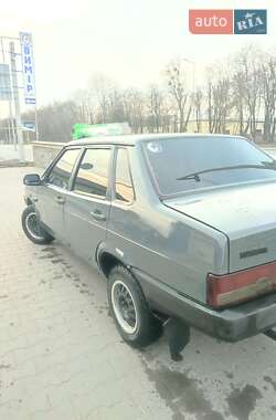 Седан ВАЗ / Lada 21099 2001 в Виннице