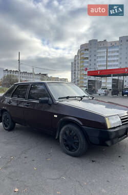 Седан ВАЗ / Lada 21099 1999 в Львове