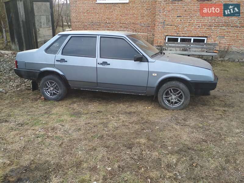 Седан ВАЗ / Lada 21099 2007 в Львове