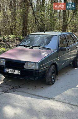 Седан ВАЗ 21099 2004 в 