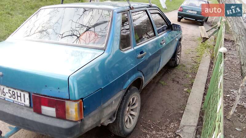 Седан ВАЗ / Lada 21099 1999 в Миколаєві