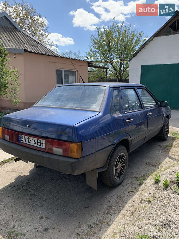 Седан ВАЗ / Lada 21099 2006 в Новгородці