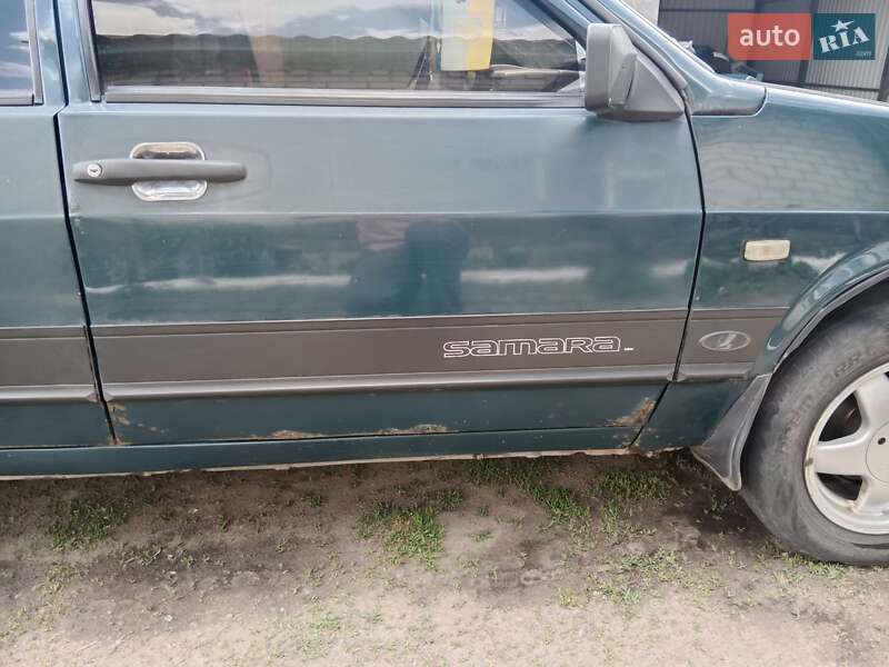 Седан ВАЗ / Lada 21099 2004 в Черкассах