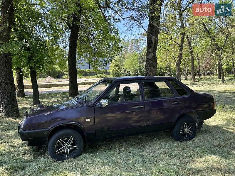 Седан ВАЗ / Lada 21099 1997 в Запоріжжі