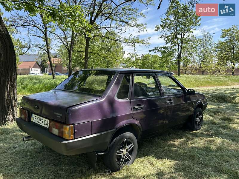 Седан ВАЗ / Lada 21099 1997 в Запоріжжі