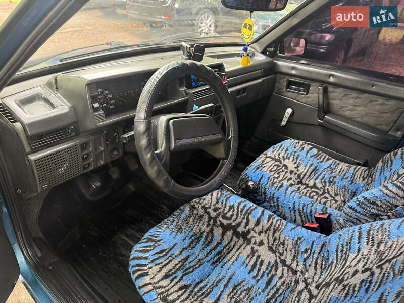 Седан ВАЗ / Lada 21099 2000 в Запорожье