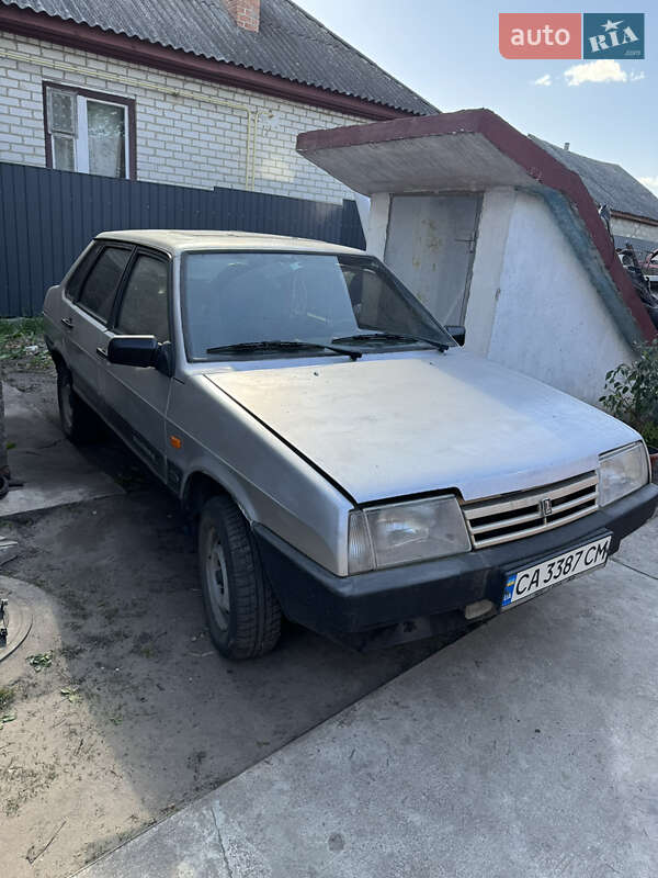 Седан ВАЗ 21099 1995 в 