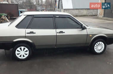 Седан ВАЗ 21099 2002 в 