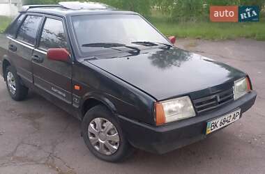 Седан ВАЗ 21099 1998 в Коростене
