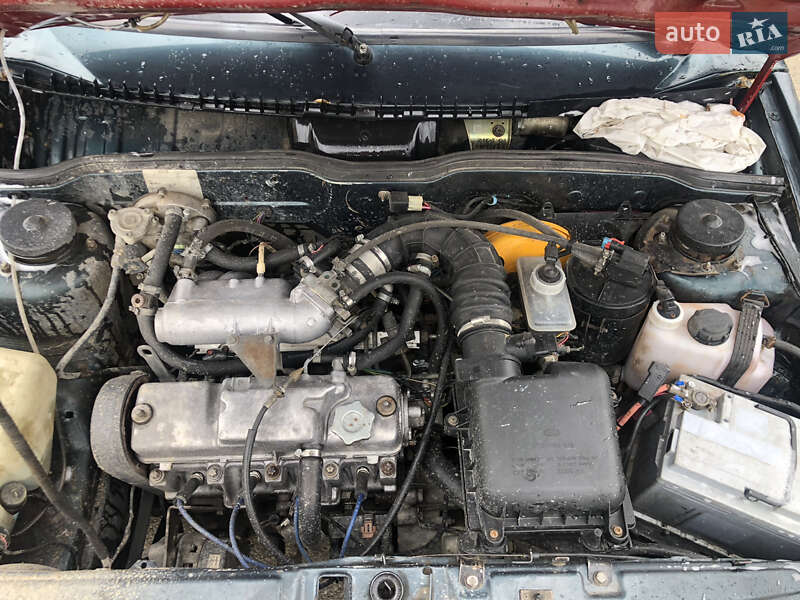 Седан ВАЗ / Lada 21099 2004 в Рудки