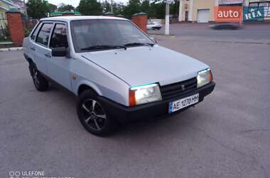 Седан ВАЗ 21099 2004 в Днепре