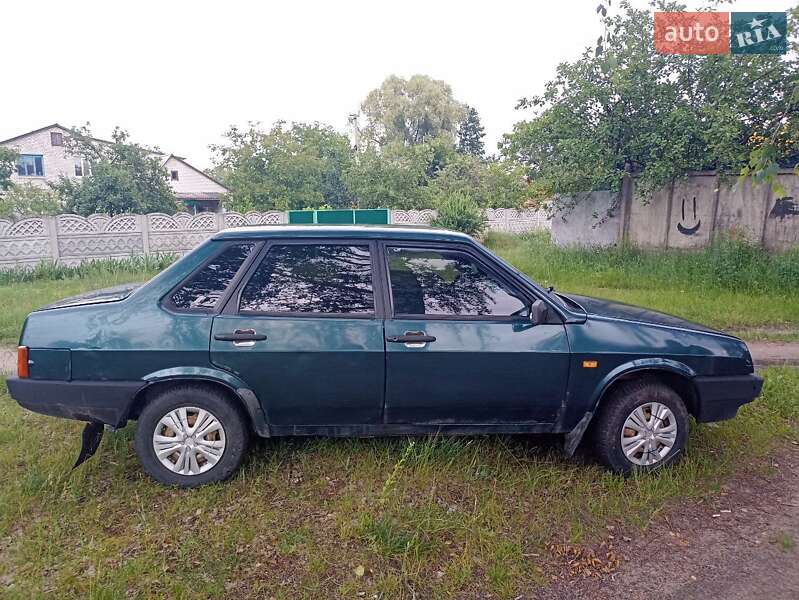 Седан ВАЗ / Lada 21099 2000 в Житомирі