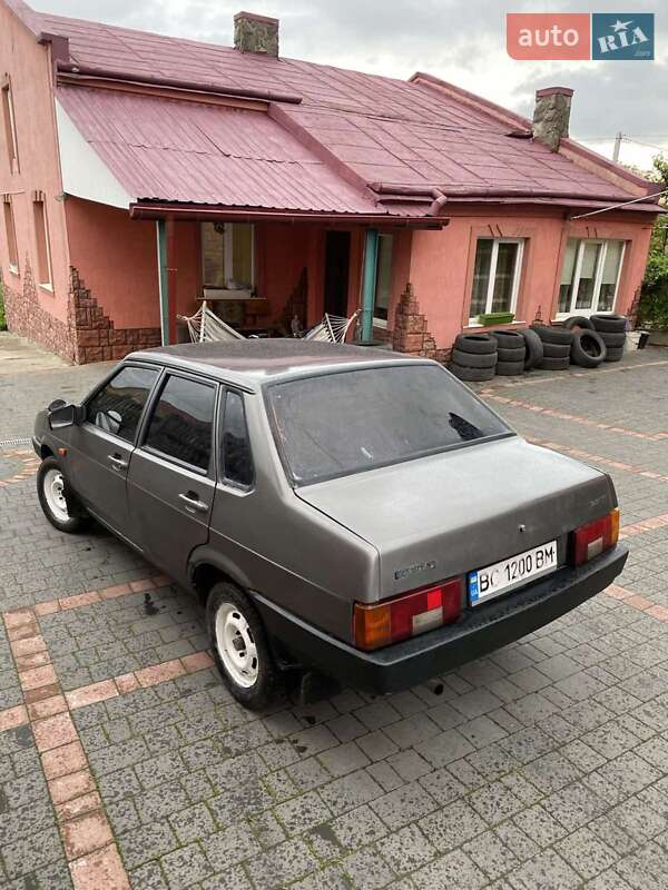 Седан ВАЗ / Lada 21099 2007 в Львові
