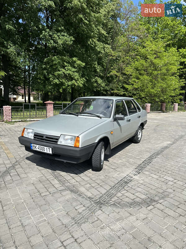 Седан ВАЗ / Lada 21099 2009 в Владимирце