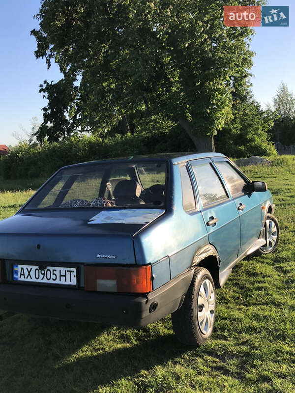 Седан ВАЗ / Lada 21099 1997 в Рівному