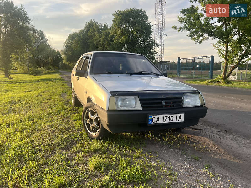 Седан ВАЗ / Lada 21099 1998 в Мошнах