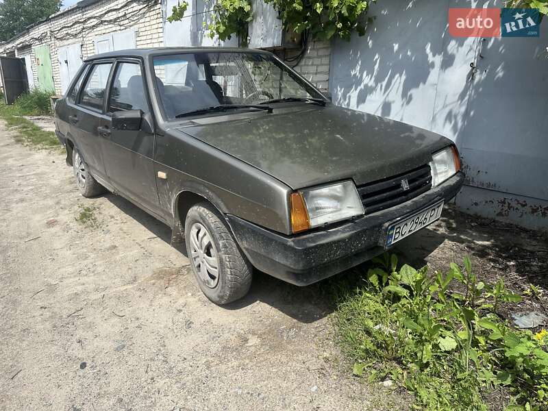 ВАЗ / Lada 21099 2001