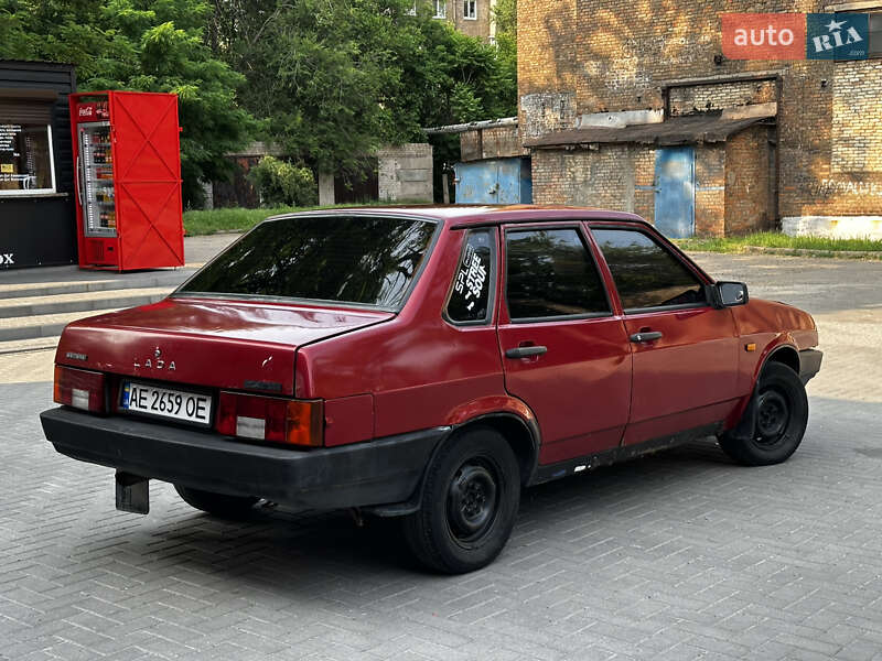Седан ВАЗ / Lada 21099 1995 в Запорожье