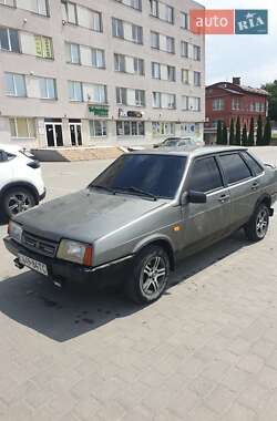 Седан ВАЗ 21099 1994 в Львові