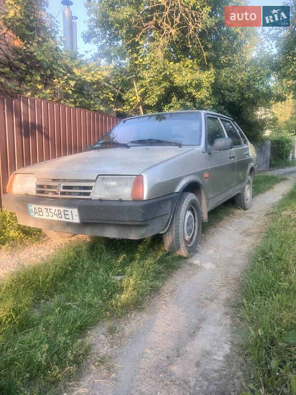 Седан ВАЗ 21099 1998 в 