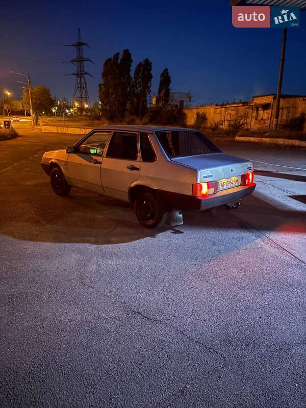 Седан ВАЗ / Lada 21099 2004 в Запоріжжі