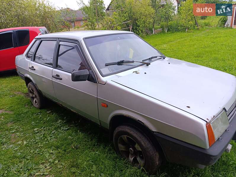 Седан ВАЗ / Lada 21099 2002 в Самборі