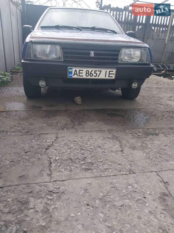 Седан ВАЗ / Lada 21099 1998 в Днепре