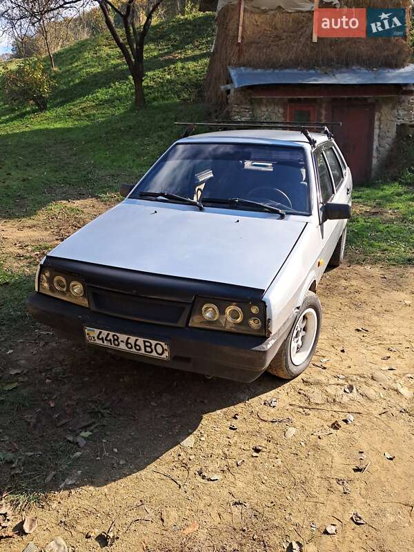 Седан ВАЗ 21099 1993 в 