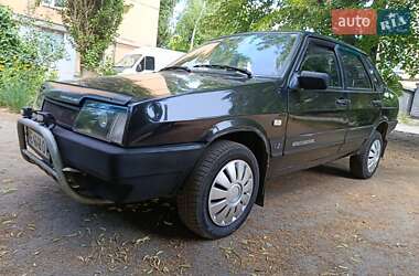 Седан ВАЗ 21099 2006 в Кривом Роге