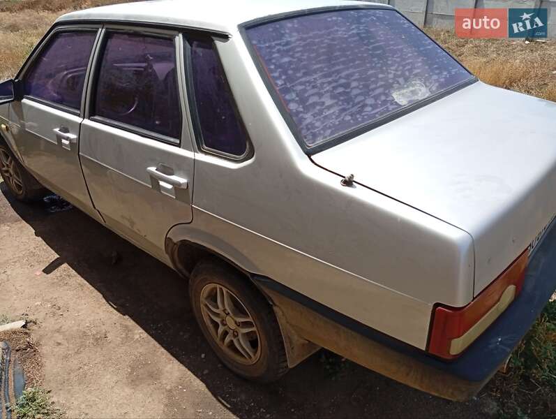 Седан ВАЗ / Lada 21099 2007 в Николаеве