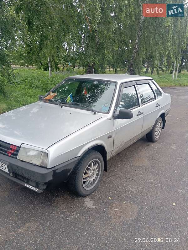 Седан ВАЗ 21099 2002 в 
