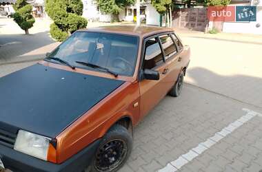Седан ВАЗ 21099 1999 в Косові