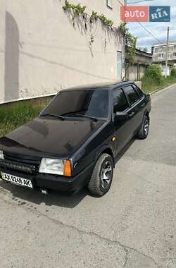 Седан ВАЗ 21099 2003 в Зміїві