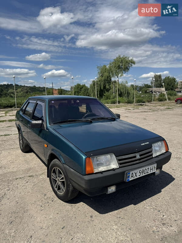 ВАЗ / Lada 21099 2001