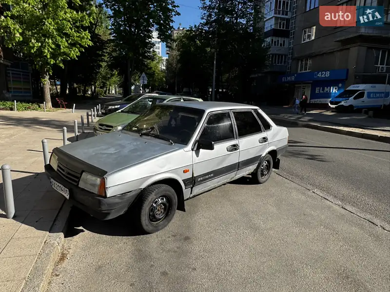 ВАЗ / Lada 21099 2002