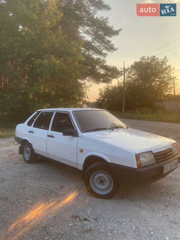 Седан ВАЗ / Lada 21099 2011 в Харькове