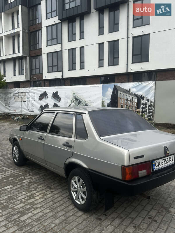Седан ВАЗ / Lada 21099 2008 в Умани