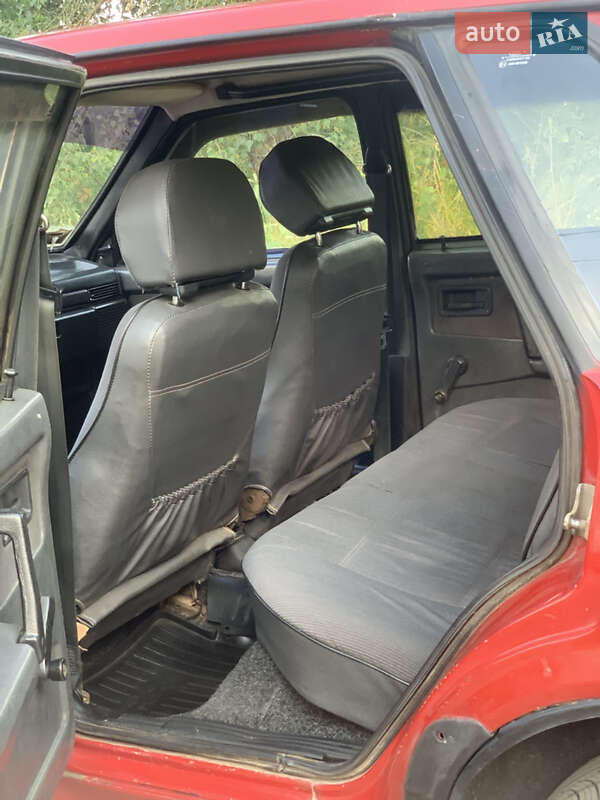 Седан ВАЗ / Lada 21099 1997 в Киеве